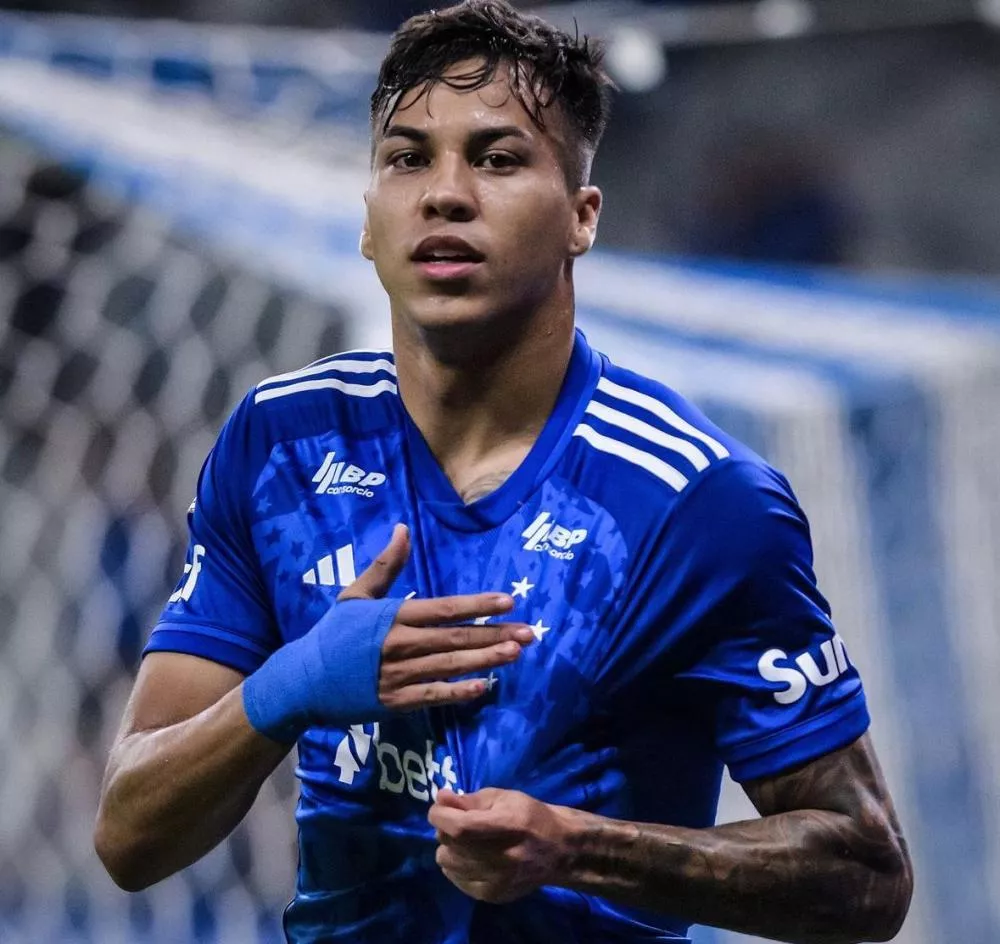 Ataque vai bem, Cruzeiro bate Criciúma e vence primeira com Fernando Diniz no Brasileirão