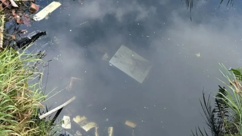 Posto de Combustíveis em Lagoa Seca é alvo de assaltantes e cofre cai em açude após explosão