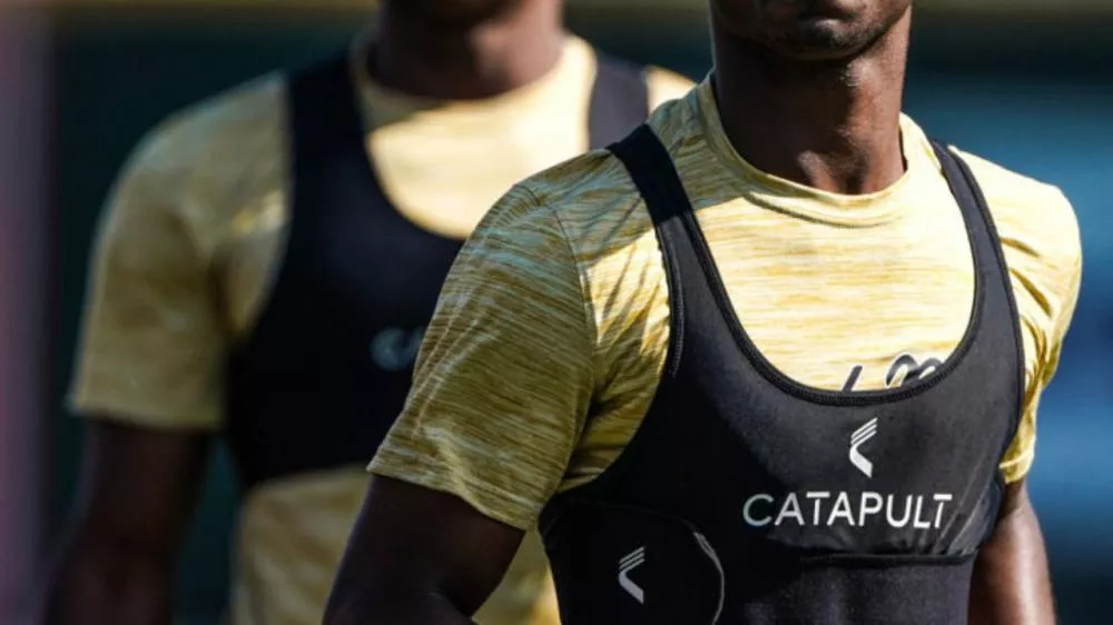 Nacional de Patos adota tecnologia GPS para monitorar treinamentos e melhorar desempenho dos jogadores