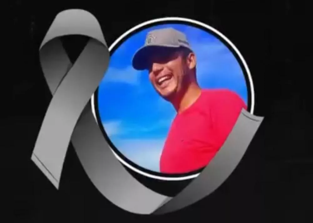 Corpo do jovem Renato Galdino, vítima de acidente, será velado em Patos a partir da noite desta quarta (20); sepultamento acontece amanhã (21)