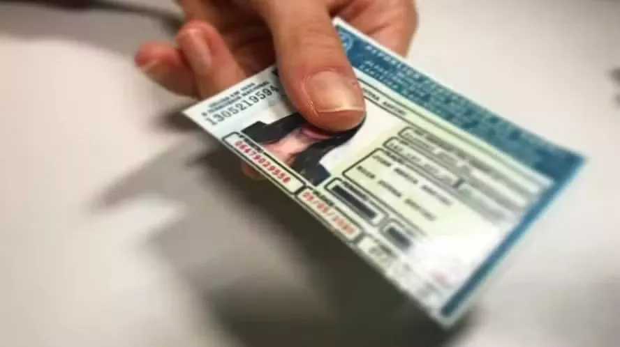 Detran-PB alerta motoristas para golpe de suspensão de CNH via SMS