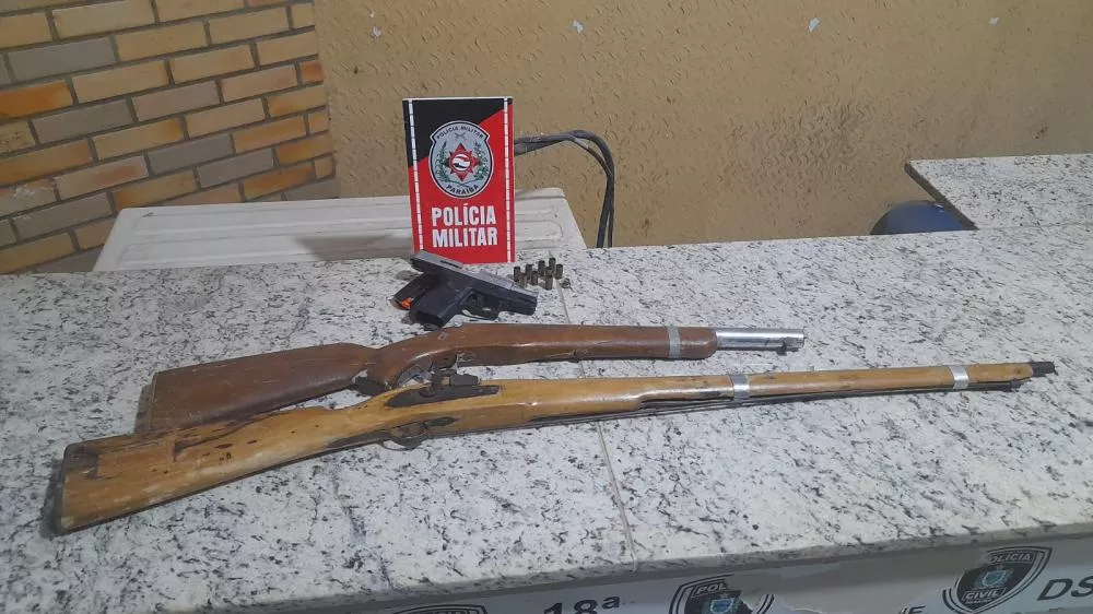 Polícia Militar apreende três armas de fogo e conduz dois homens à delegacia em São Bento-PB