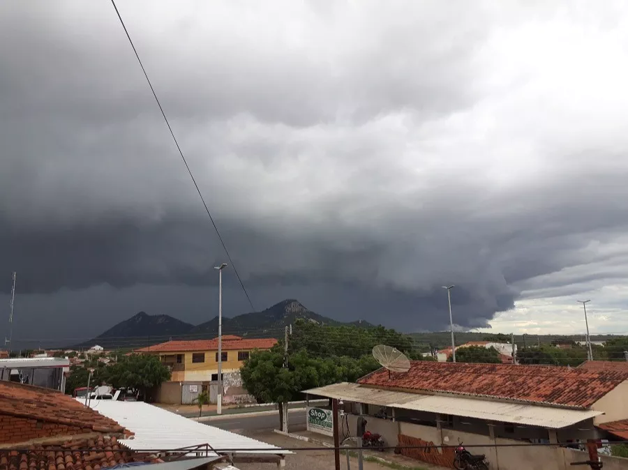 Inmet emite alerta de perigo potencial para chuvas intensas em 10 municípios da Paraíba