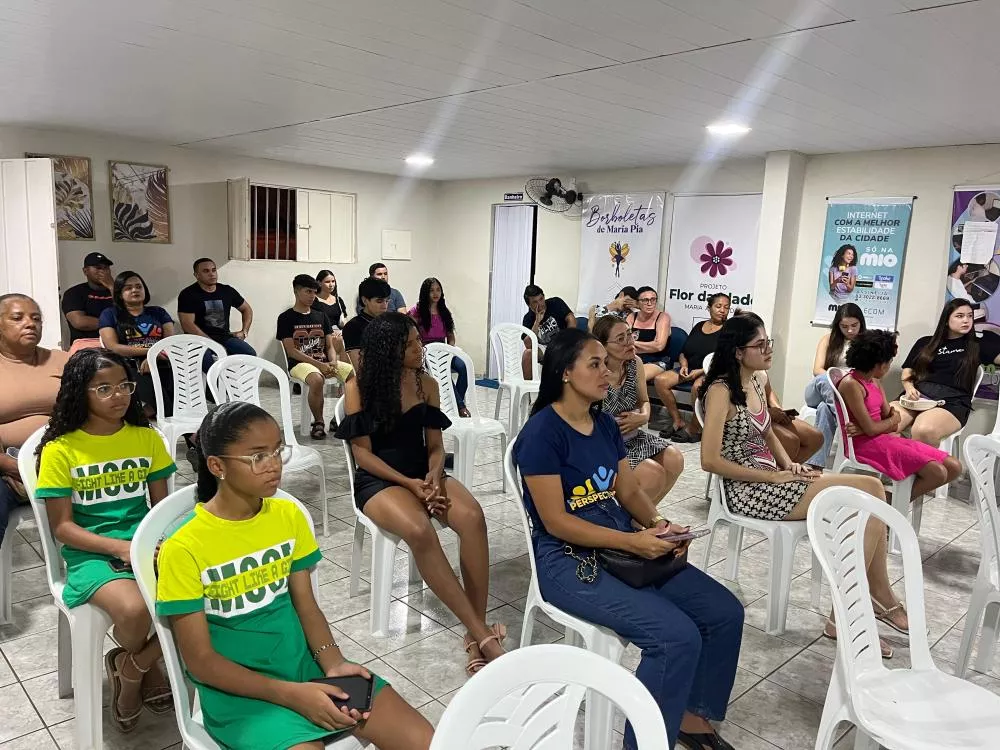 Mais de 20 alunos concluem curso de informática básica ofertado pela Prefeitura de Patos