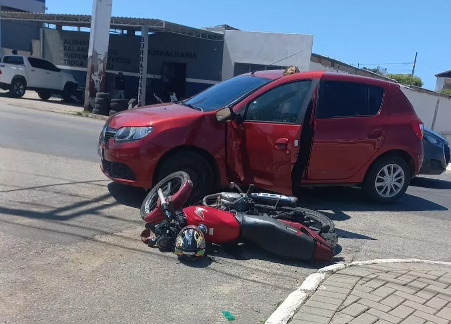 Acidente próximo ao Canal do Frango deixa motociclista ferido na manhã desta quarta-feira (11)