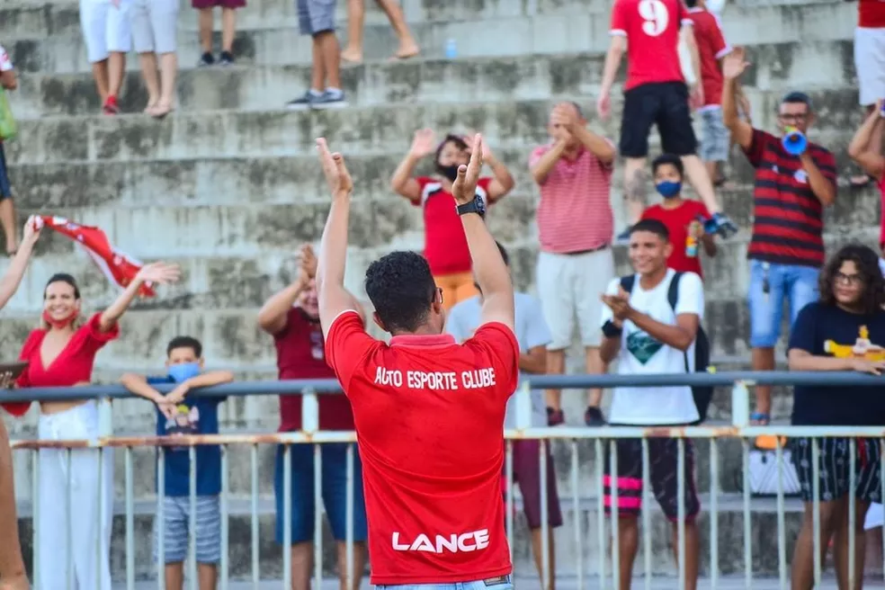 Auto Esporte-PB confirma Douglas Andrade como técnico para o Paraibano 2025