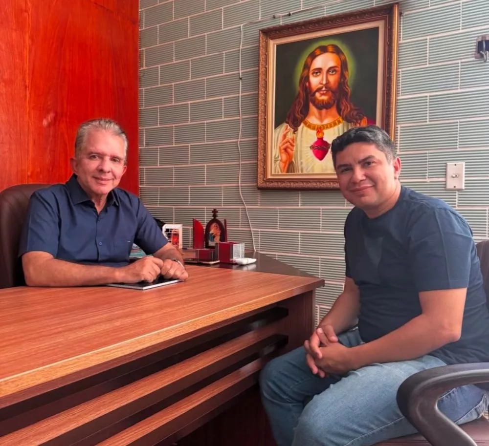 Nabor Wanderley confirma permanência de Leônidas Dias à frente da Secretaria de Saúde de Patos em 2025