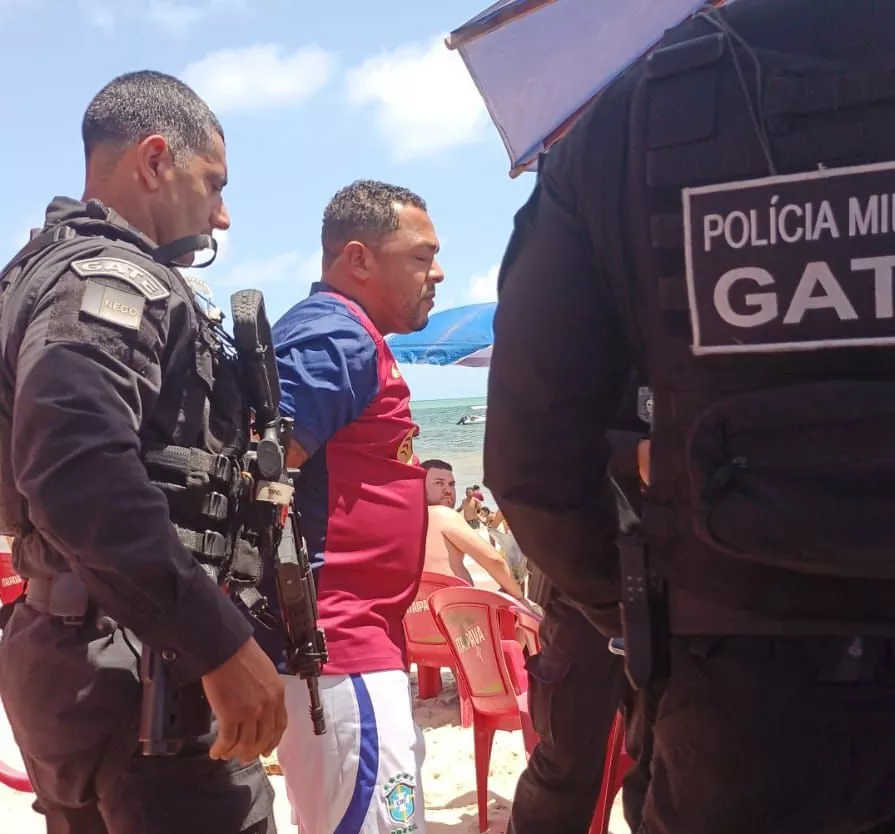 Líder de facção criminosa baiana é preso em praia durante operação na Paraíba