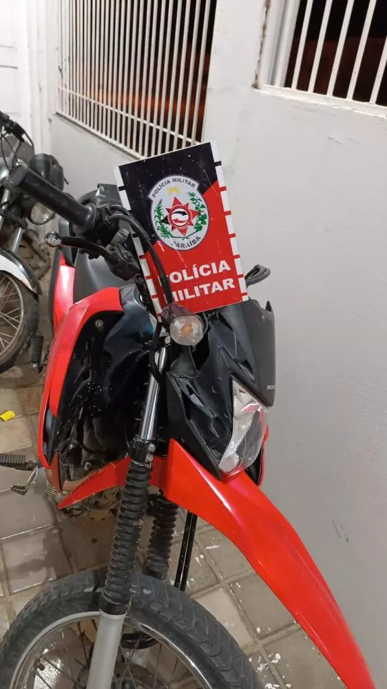 Polícia Militar recupera motocicleta roubada em São Bento
