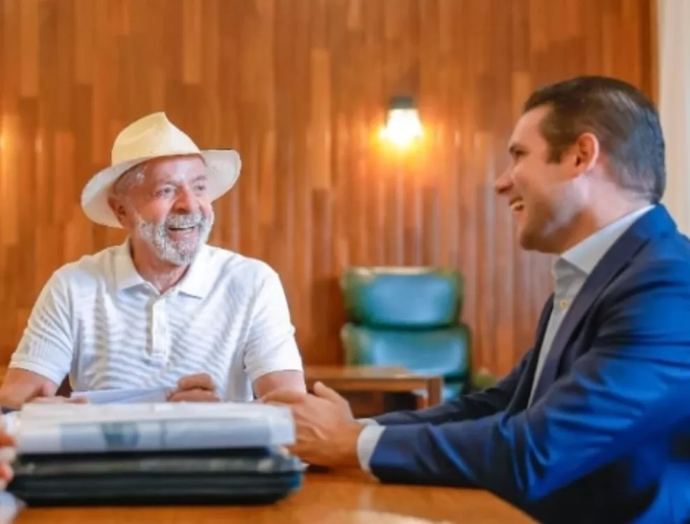 Deputado Hugo Motta descreve encontro com Lula como ‘amistoso’ e destaca diálogo sobre emendas