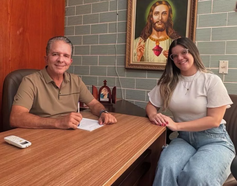 Prefeito Nabor Wanderley anuncia advogada Mayra Fernandes como nova secretária de Controle Interno para 2025