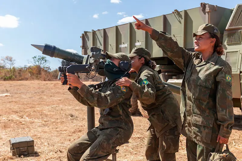 Mulheres poderão se alistar nas Forças Armadas a partir de 1º de janeiro; saiba como