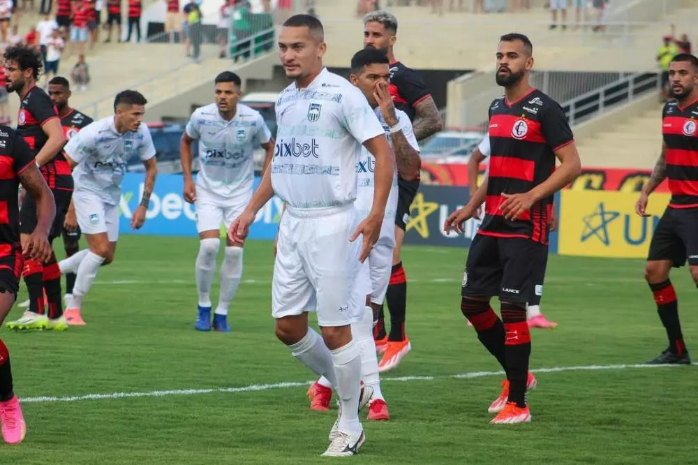 Serra Branca vence o Campinense por 1 a 0 na estreia do Campeonato Paraibano 2025