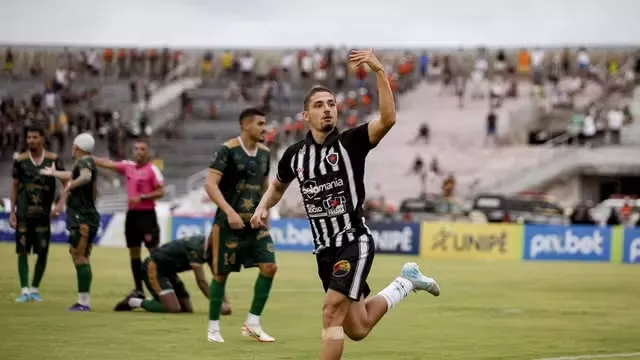 No Almeidão, Botafogo-PB se impõe e vence o Nacional de Patos por 4 a 2 na estreia do Paraibano 2025