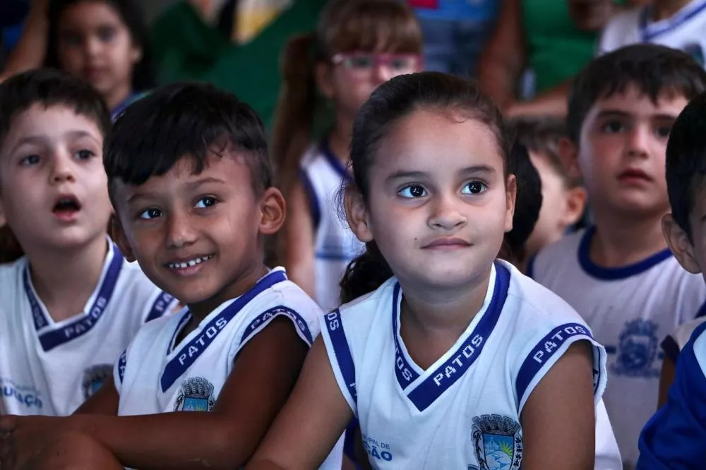 Secretaria Municipal de Educação de Patos convoca pais para renovação das matrículas escolares e alerta para prazos