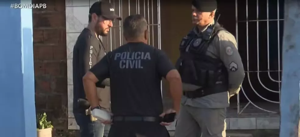 Criminosos invadem casa e matam homem a tiros em Santa Rita