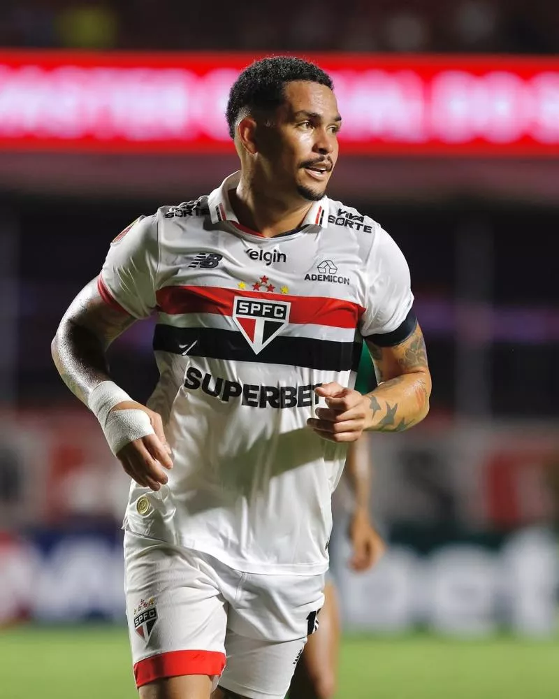 Na reestreia de Oscar, Luciano decide, e São Paulo vence o Guarani no Morumbis