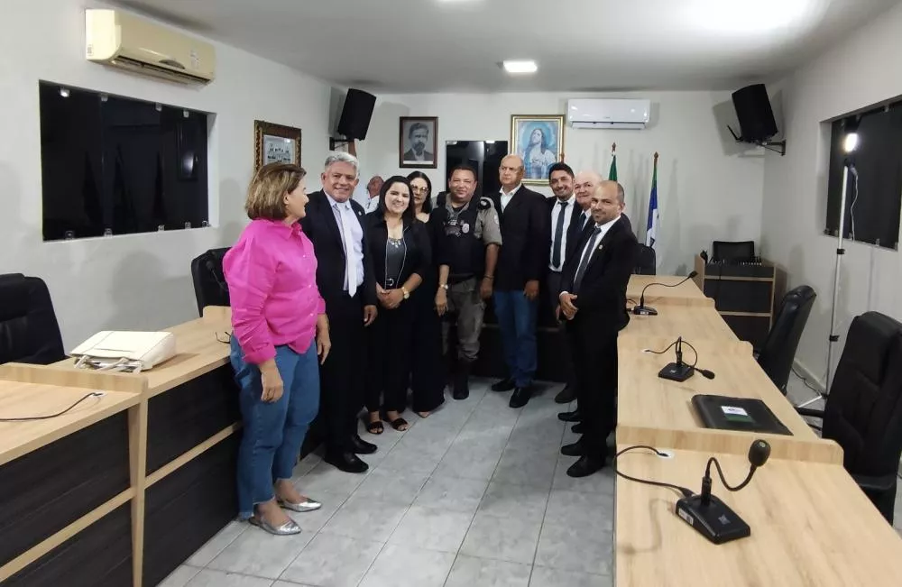 Câmara Municipal de São José de Espinharas concede Votos de Aplausos ao Sargento Abelfran por ato heroico e relevantes serviços no município