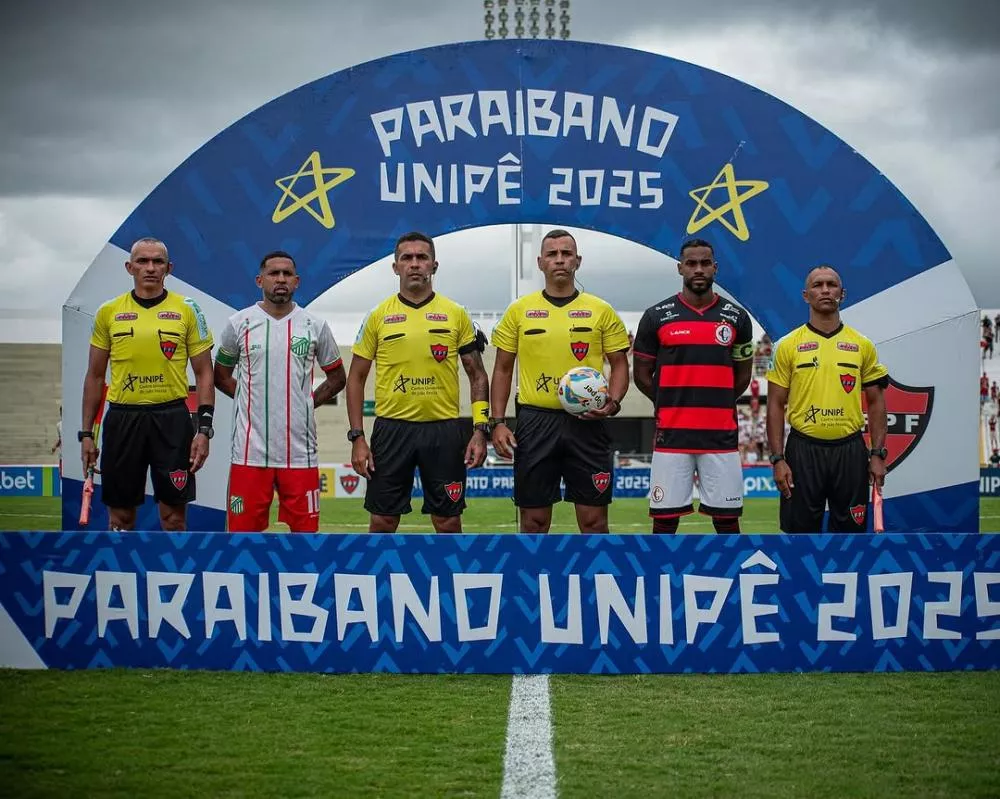 Campinense goleia a Picuiense por 6 a 0 em segundo tempo avassalador