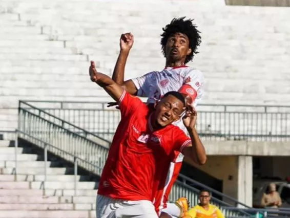 Com dois de Gustavo, Esporte de Patos vence o Auto Esporte fora de casa e sobe na tabela