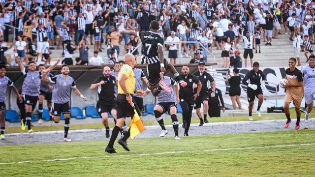 Treze vence o Botafogo-PB e ultrapassa o rival na tabela do Campeonato Paraibano