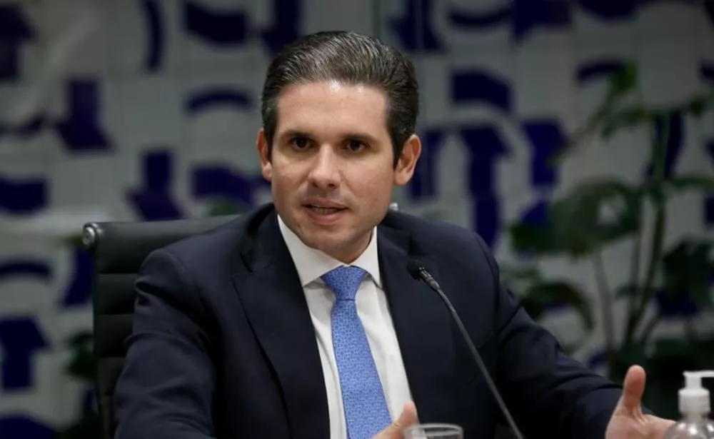 Presidente da Câmara, Hugo Motta, afirma que projeto de anistia dos atos de 8 de janeiro é o mais polêmico da Casa, mas será discutido com as lideranças partidárias