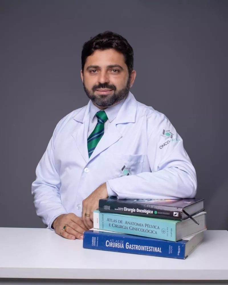 Dr. Wostenildo Crispim participa do Podcast PatosOnline e compartilha sua trajetória na medicina