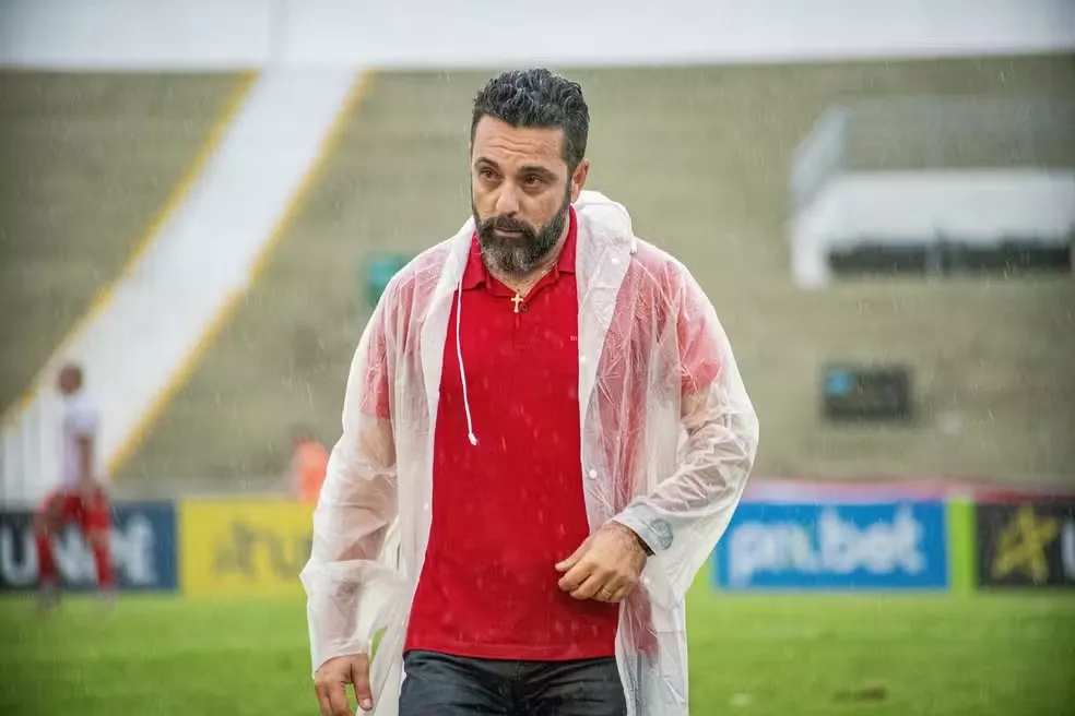 Rodrigo Fonseca não é mais técnico Campinense — Foto: Estefinho Francelino/Campinense