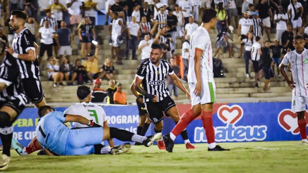 Treze goleia a Picuiense e alcança a vice-liderança do Campeonato Paraibano