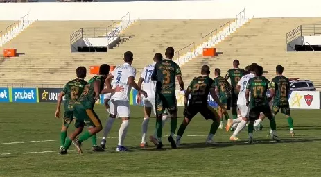Na estreia do técnico Marcelinho Paraíba, Nacional de Patos toma gol no último lance e empata com o Serra Branca