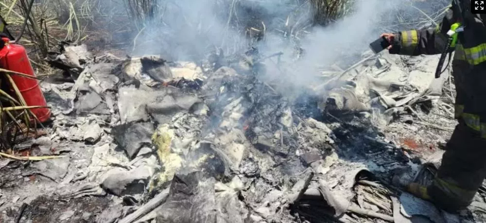 Mais um: Avião de pequeno porte cai em Quadra-SP e deixa duas vítimas fatais