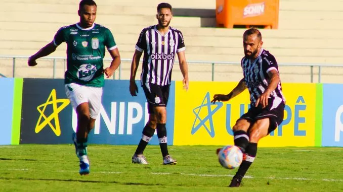 Treze e Sousa fazem jogo de poucas oportunidades e ficam no empate em Campina Grande