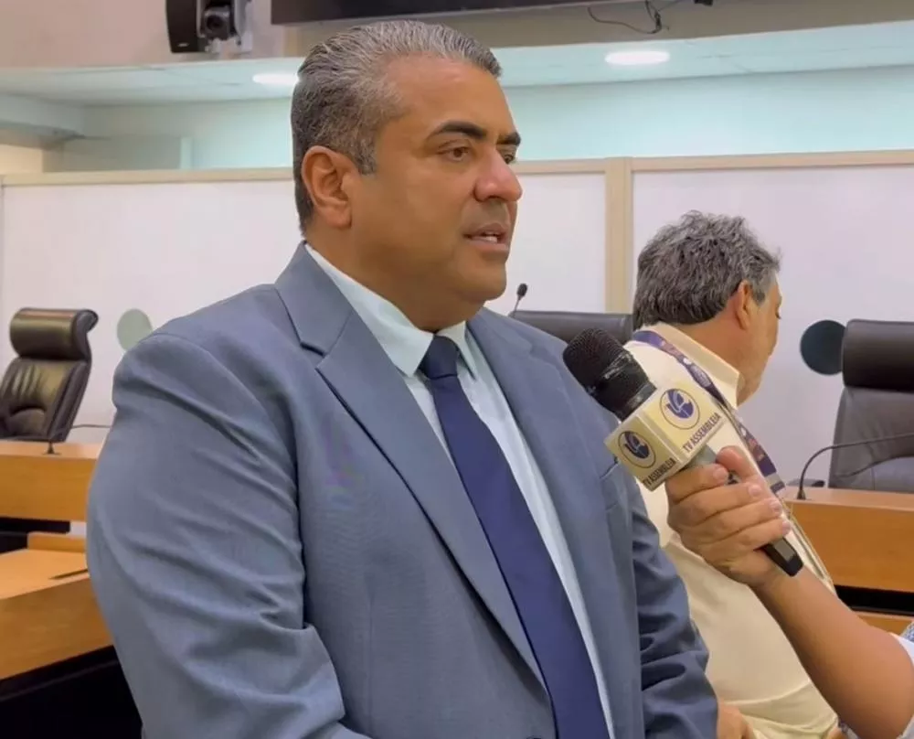 Cicinho Lima assume vaga na ALPB e promete atuação voltada ao povo e à cultura