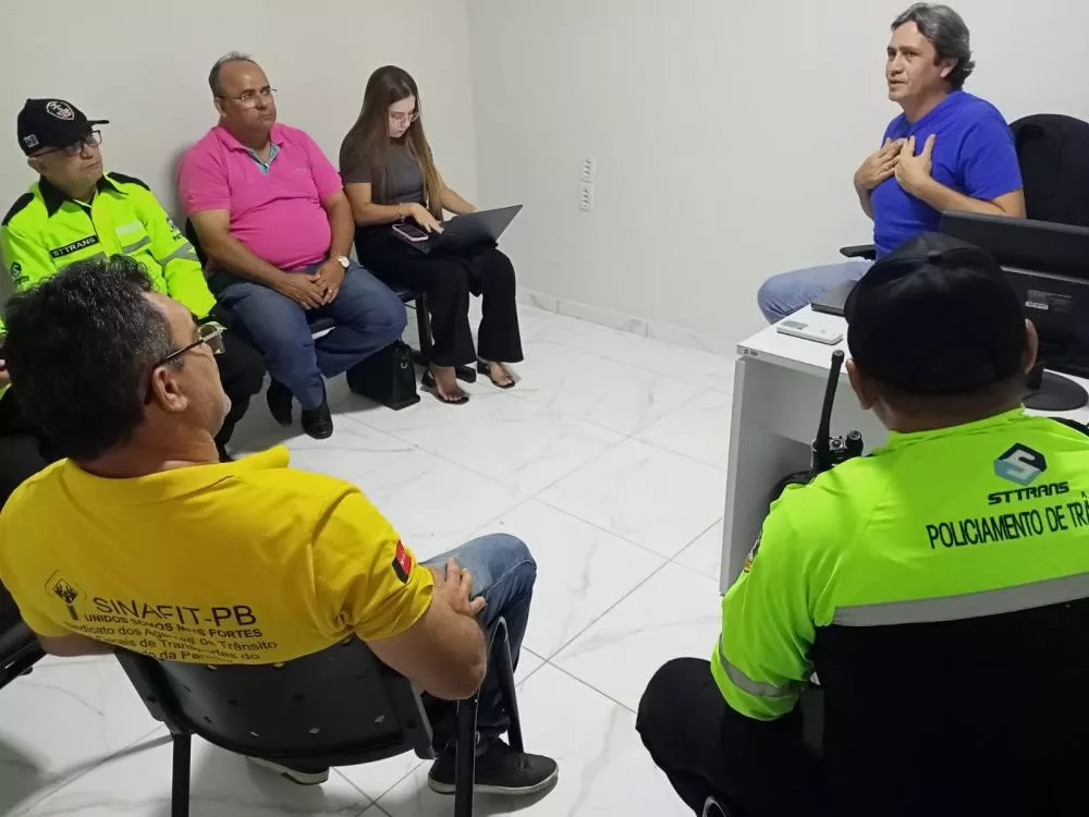 Agentes de Trânsito apresentam demandas salariais em reunião com vereador Rafael Policial