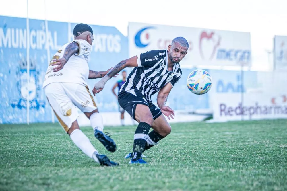 Treze quebra tabu de 12 anos, goleia Nacional de Patos e avança às semifinais do Paraibano 2025; Canário se livra do rebaixamento