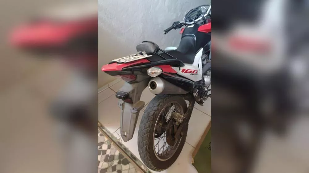 DRF recupera motocicleta roubada no bairro da Maternidade, em Patos