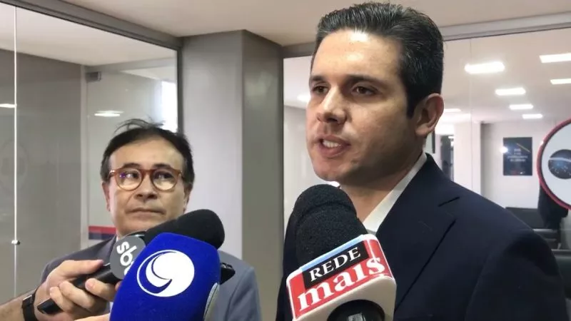 Hugo Motta defende unidade da base aliada de João Azevêdo para sucessão estadual
