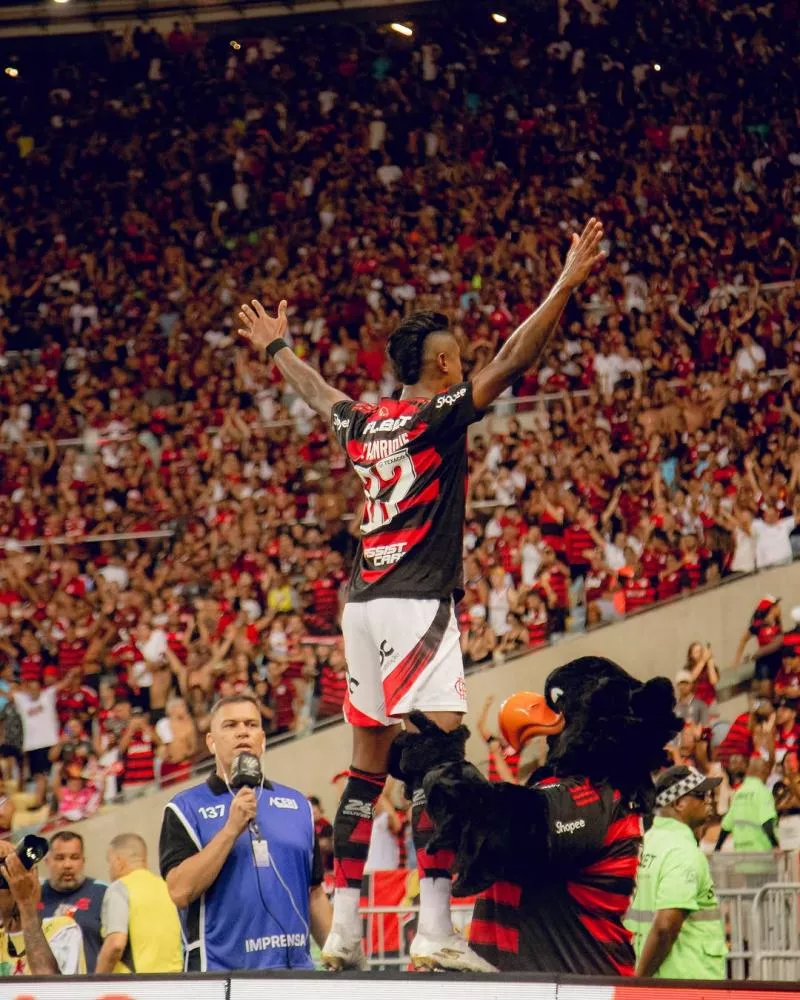 Flamengo vence o Vasco novamente e vai à 7ª final consecutiva do Carioca