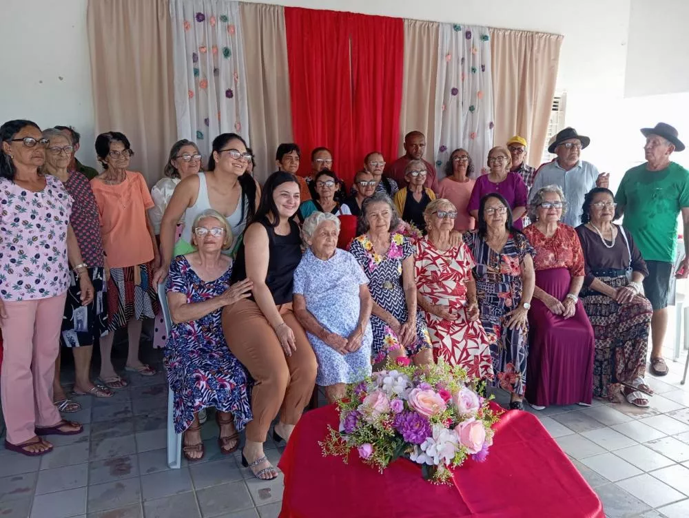 Grupo da Melhor Idade inicia as atividades de 2025 na Secretaria de Assistência Social, em Santa Terezinha