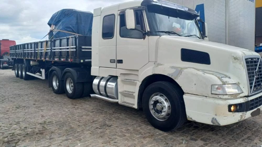 PRF apreende carreta com placa adulterada que transportava transformador avaliado em R$ 1,6 milhão para parque eólico em Santa Luzia-PB