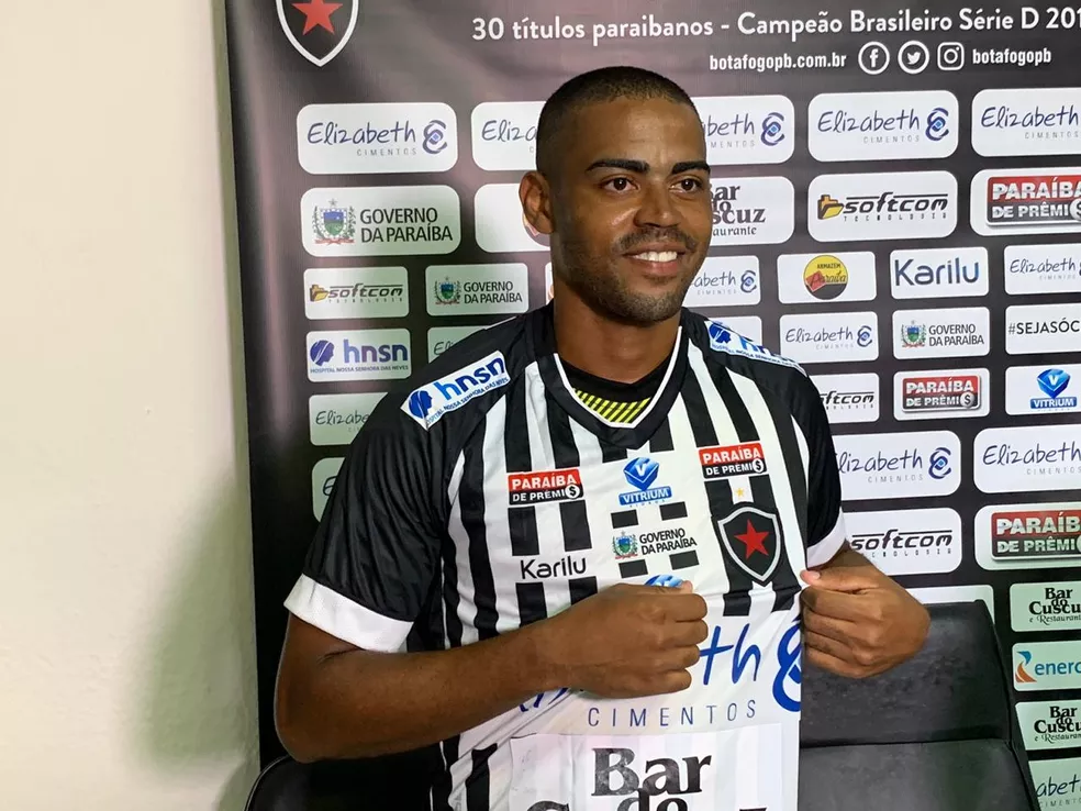 Treze acerta a contratação do volante Wellington Cézar, ex-Botafogo-PB, para a Série D
