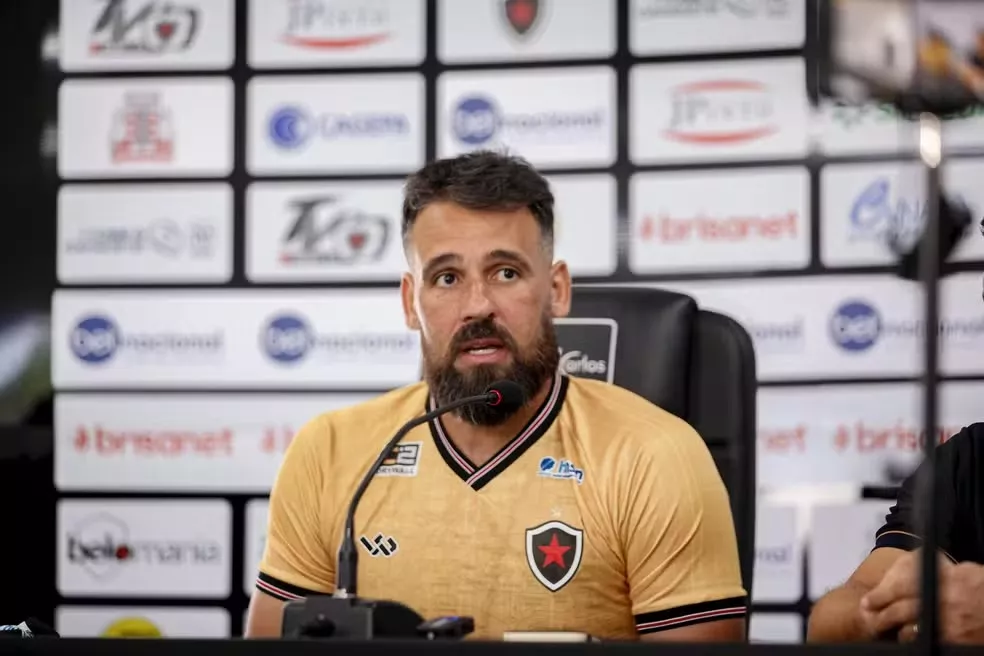 Saulo encerra sua segunda passagem pelo Botafogo-PB às vésperas da final do Paraibano