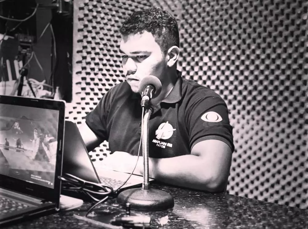 Jornalista Pabhlo Rhuan é demitido da Rádio Arapuan FM de Patos: “Foi uma surpresa”