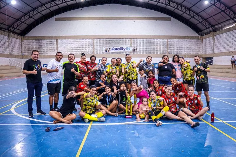 Patos FC brilha no Torneio de Futsal Feminino Prata da Casa em São Bento e conquista título invicto