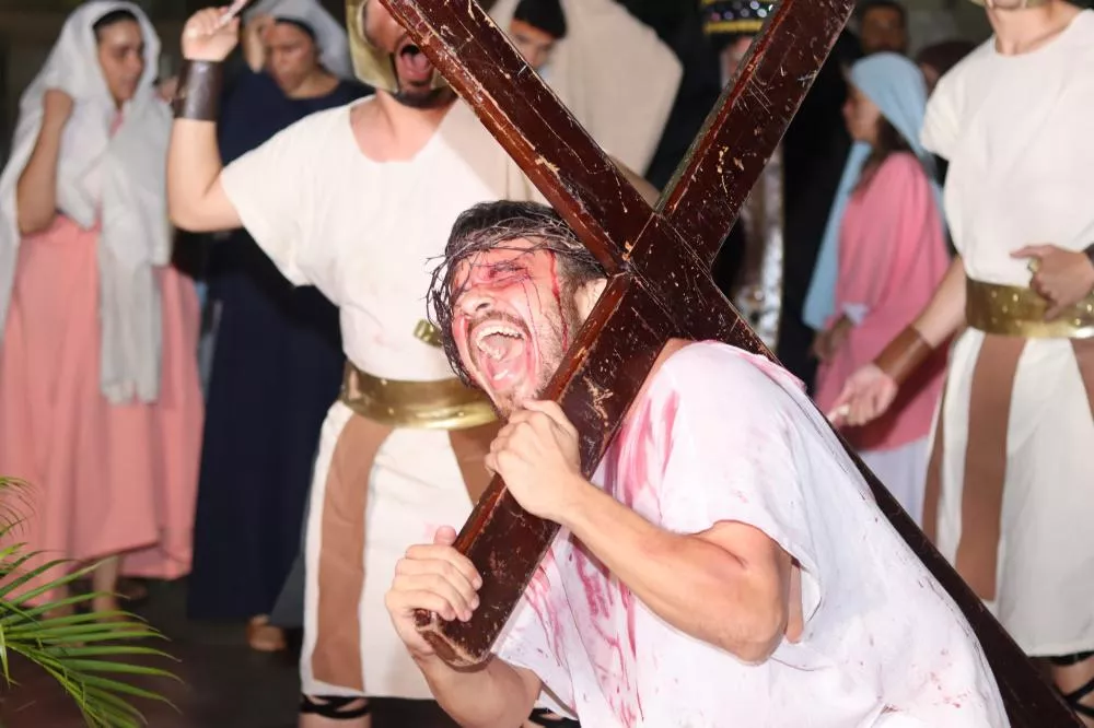 Paróquia de Nossa Senhora da Guia, em Patos, convida fiéis para a Via Sacra da Juventude 2025