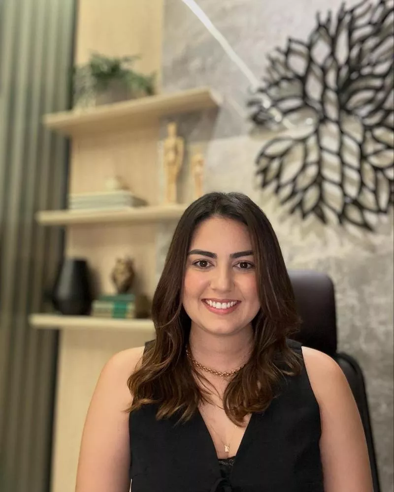 Dra. Sara Dantas destaca os benefícios dos exercícios físicos para idosos e reforça a importância do acompanhamento profissional