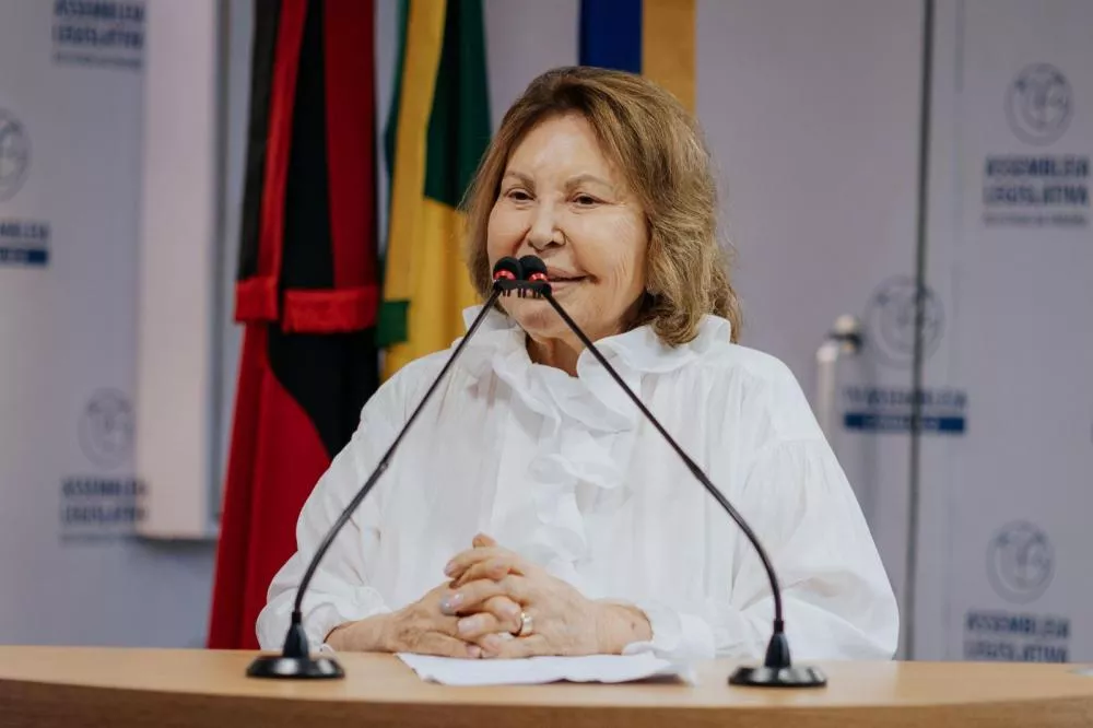 Deputada Francisca Motta solicita criação do Centro de Referência do Artesanato do Sertão com sede em Patos