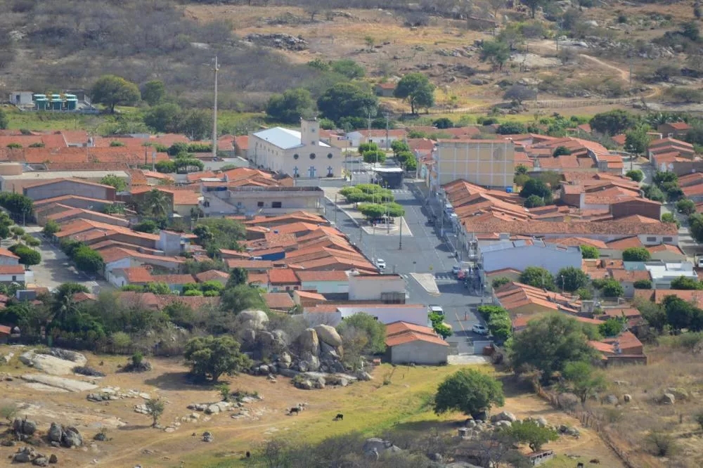 Prefeitura de Mãe d’Água apresenta balanço dos 100 primeiros dias de gestão com foco em diálogo, inovação e obras estruturantes