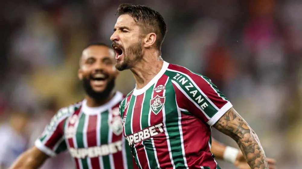 Everaldo anota dois golaços, Fluminense reserva goleia San José e segue 100% na Sul-Americana