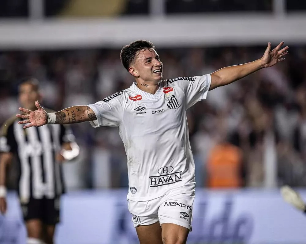 Neymar sai machucado, Santos quebra jejum e empurra Atlético-MG para vice-lanterna do Brasileirão